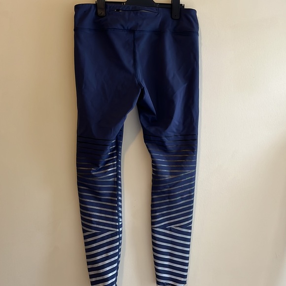 Nike Running Pants - Picture 3 of 3